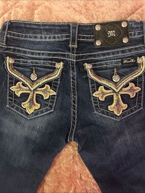 Miss Me Dark Blue Signature skinny Jeans with Gold Embellished Pockets